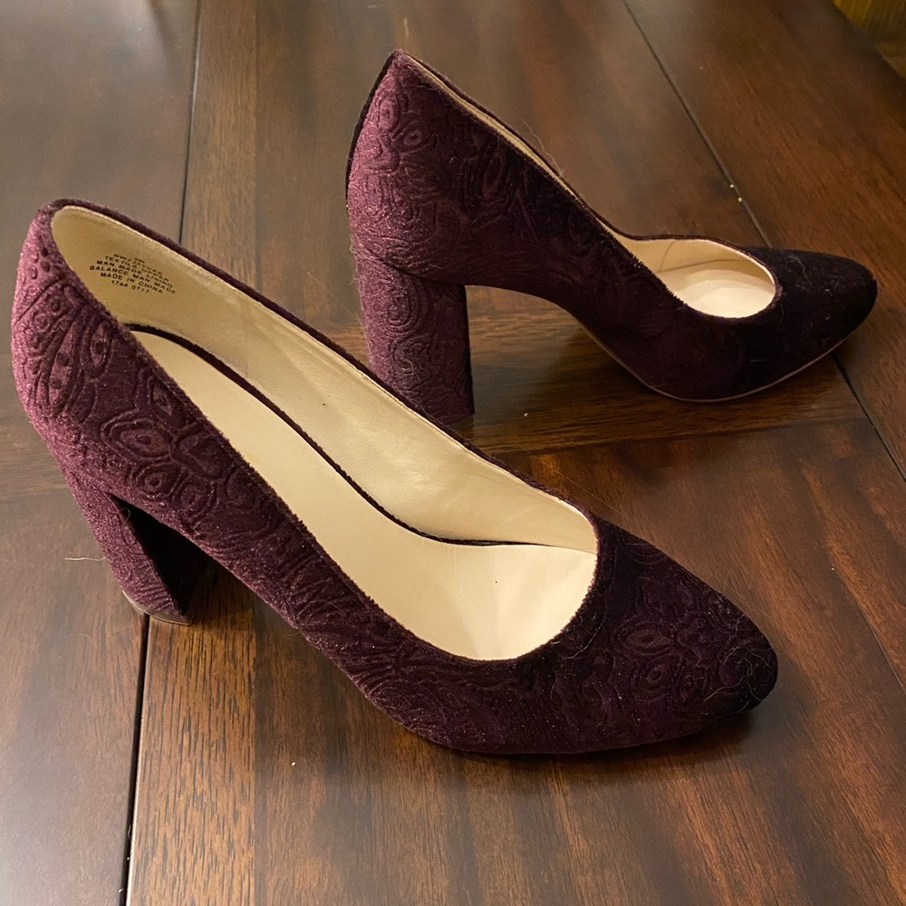 Nine West Velvet block heel pump